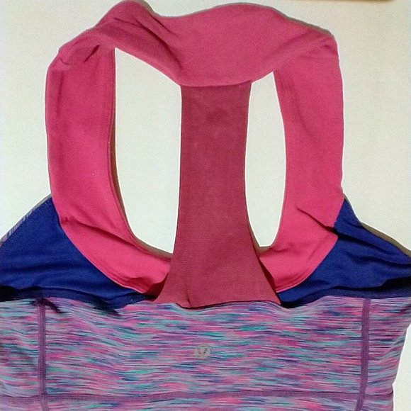 Lululemon Scoop Neck Tank Top - Picture 2 of 2